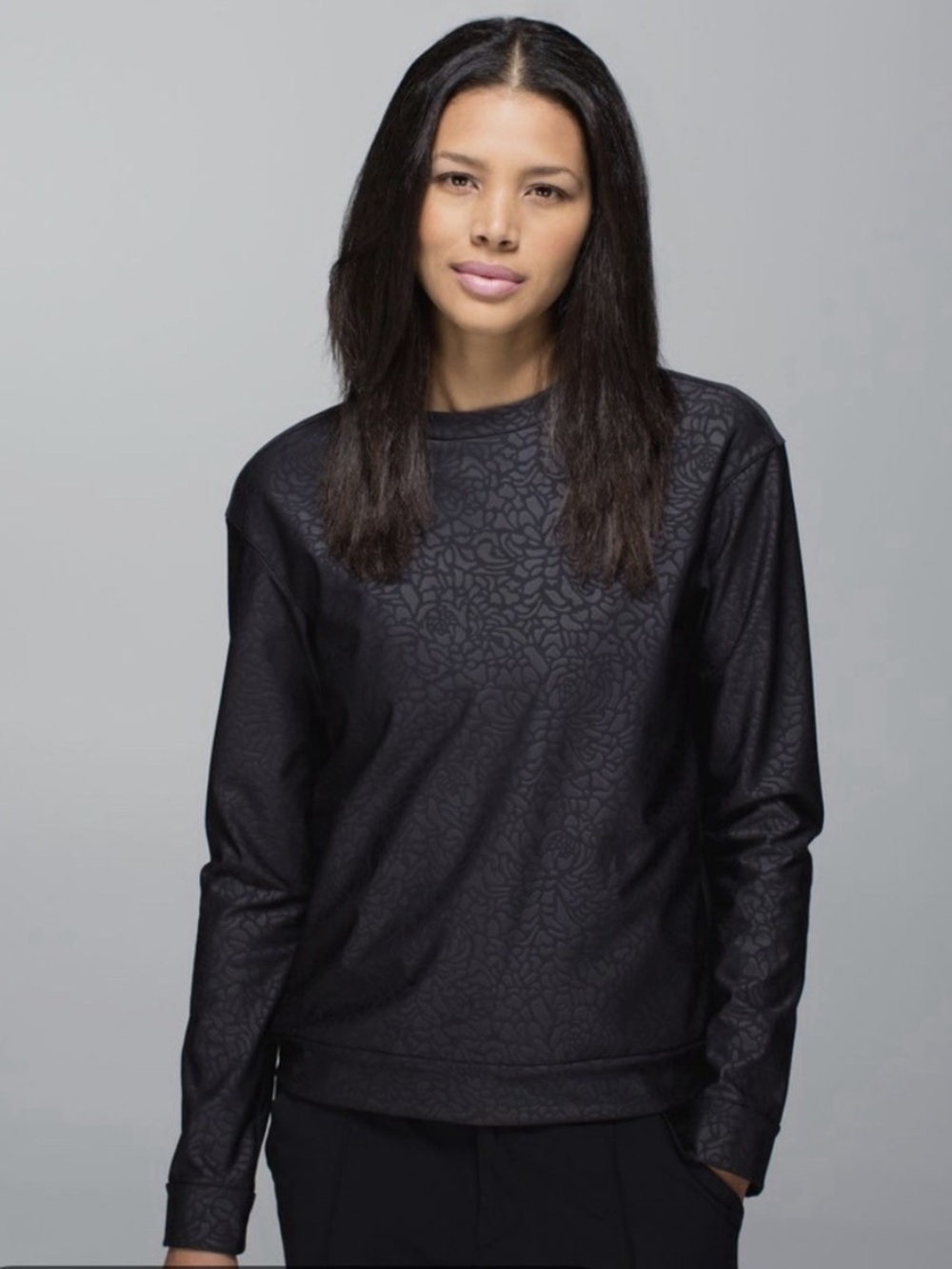 Lululemon Departure in the Black/Gray Petal Camo Embossed Top, Sz 6